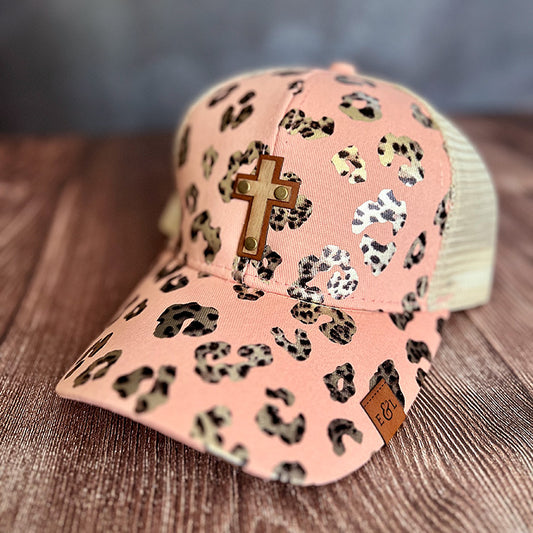 Cross Wood Veneer Leather Patch Leopard Ponytail Hat